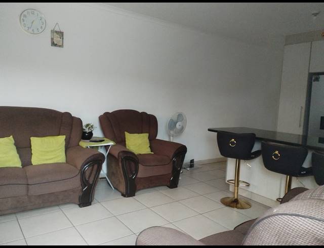 2.5 BEDROOM HOUSE FOR SALE IN AUSTERVILLE